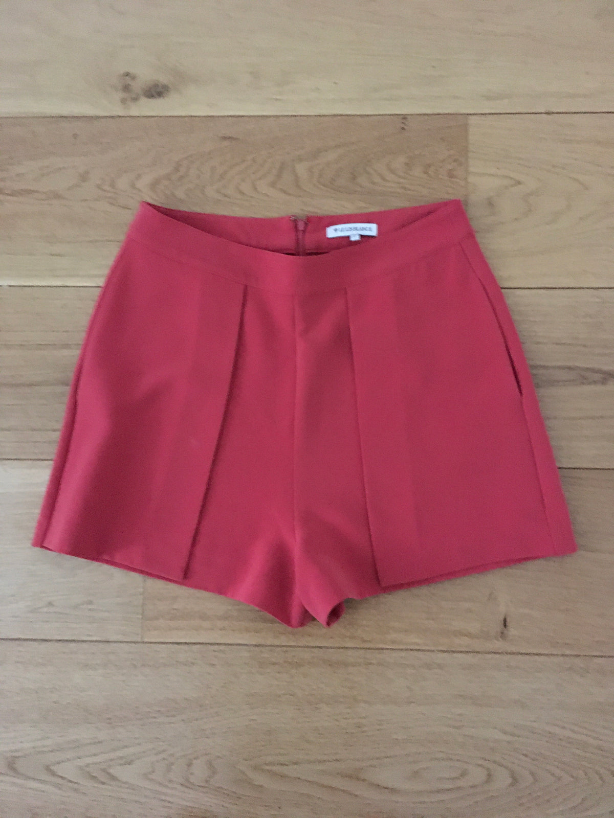 Le Lis Blanc Delux Shorts Size P XS ladies