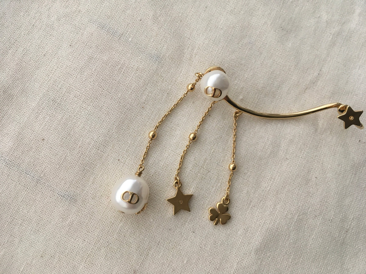Christian Dior Limited Edition Faux Pearl Perles de Désir Ear Jewelry Cuff ladies