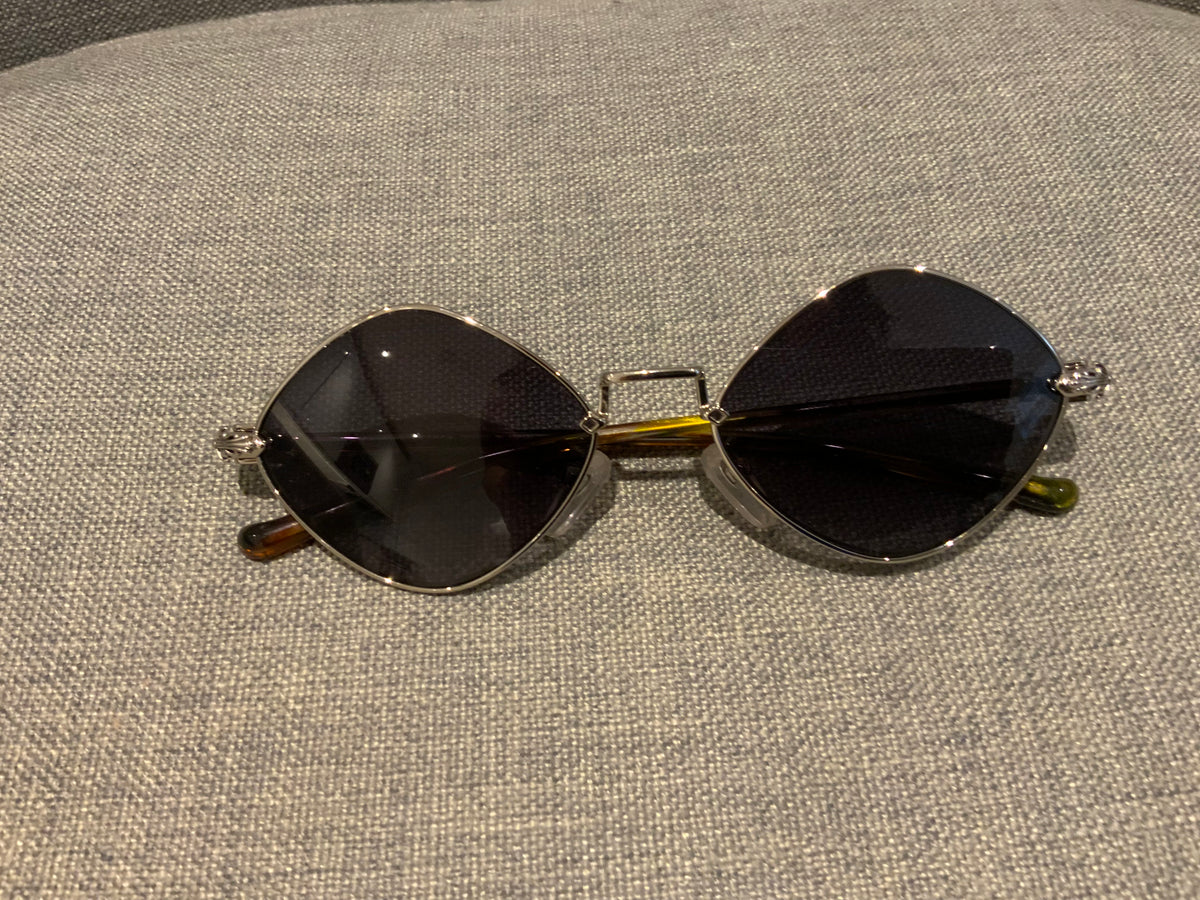 CHROME HEARTS DIAMOND DOG Gradation Lens Sunglasses Silver Frame ladies