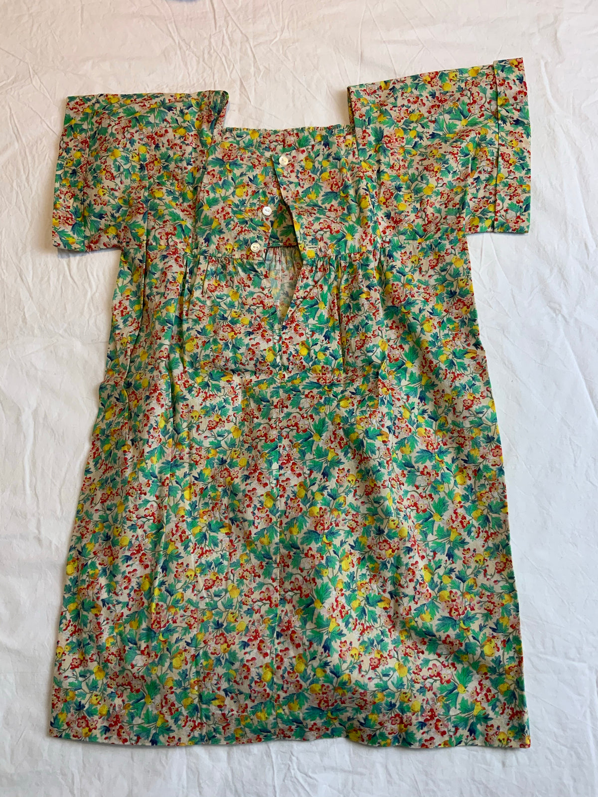 BONPOINT Green and Pink Floral Liberty Print Hand Embroidered Dress Size 4 years