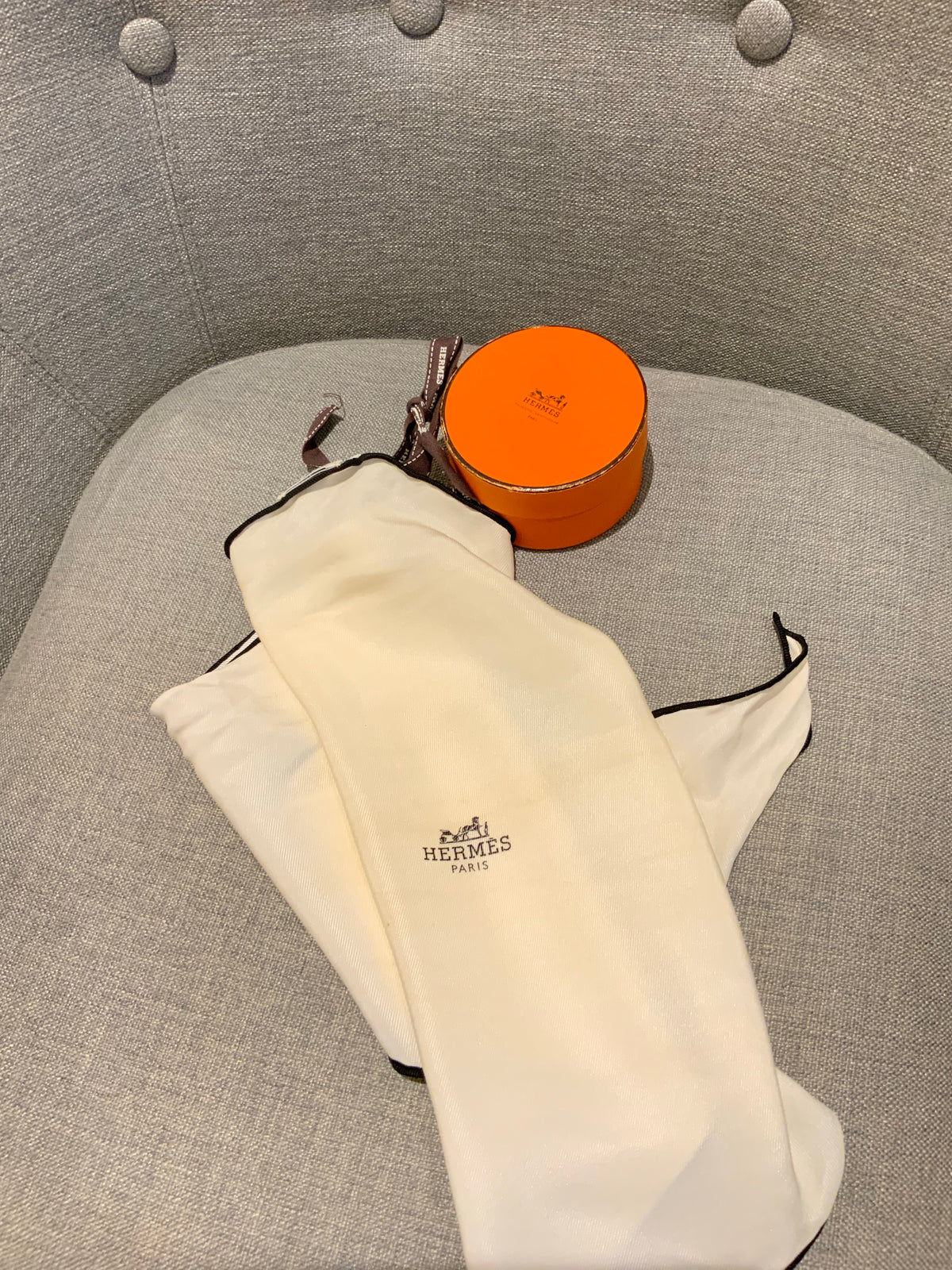 Hermès Hermes Paris Pointu Triangle Scarf Silk ladies
