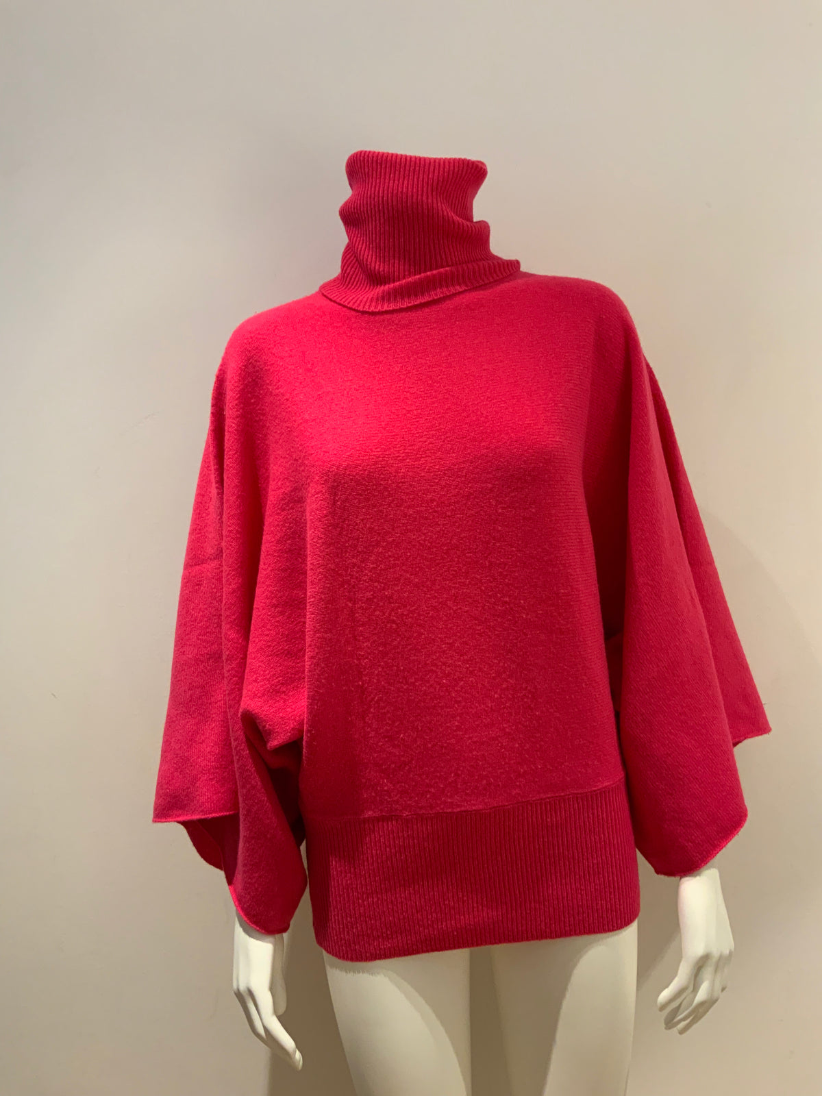 DKNY Lambswool Knit Turtleneck Batwings ~sweater jumper Size S/ P Small ladies