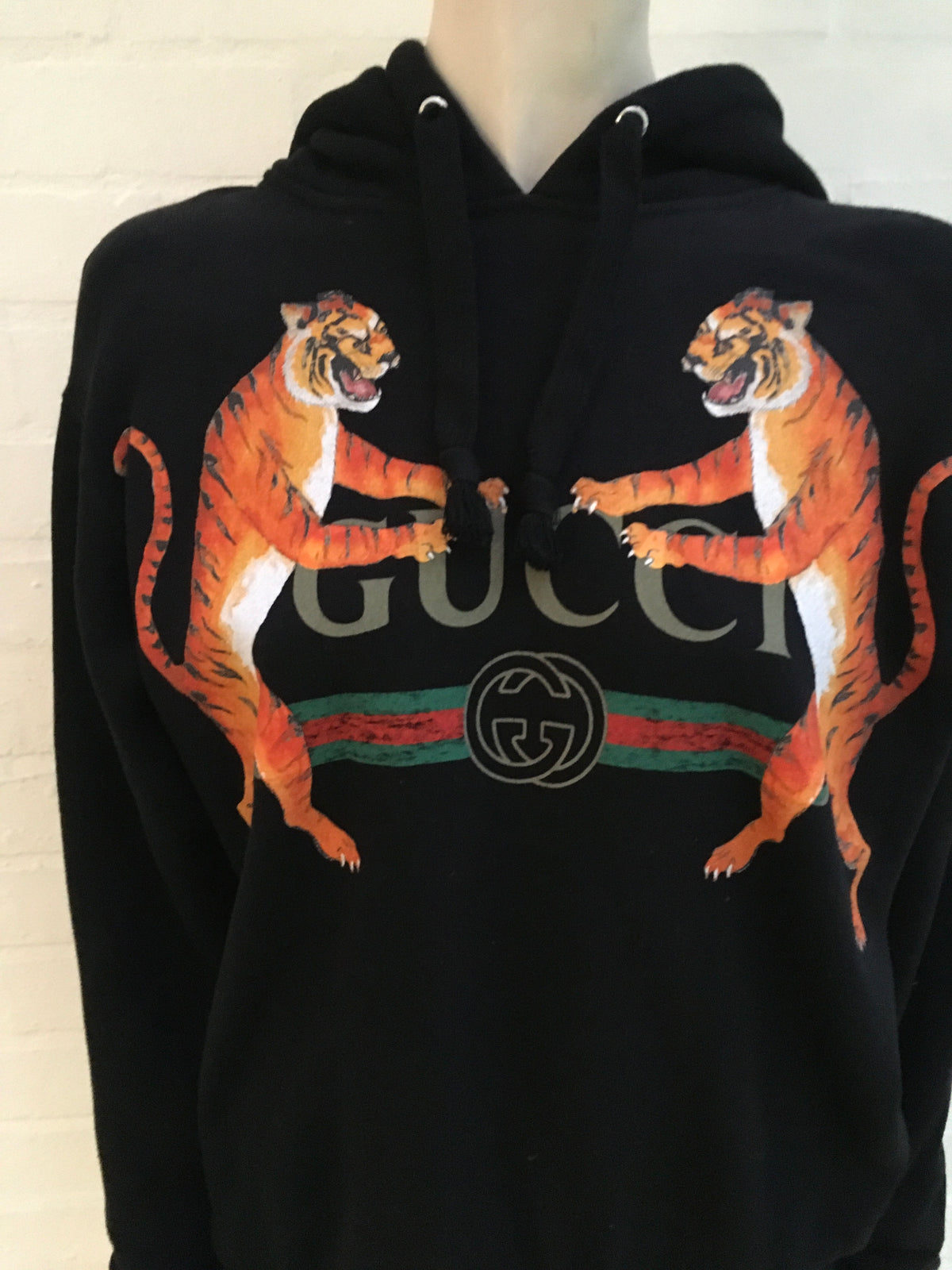 GUCCI tiger black logo sweatshirt top hoodie Size XS ladies
