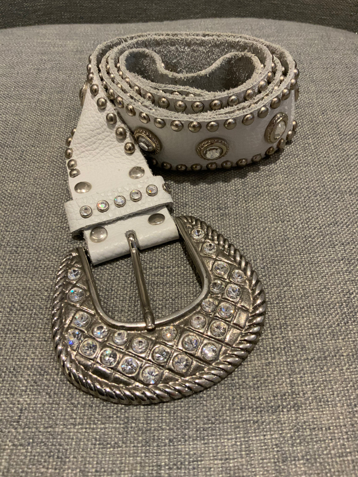 White Leather Studded Crystal Belt Size 85 / 34 ladies