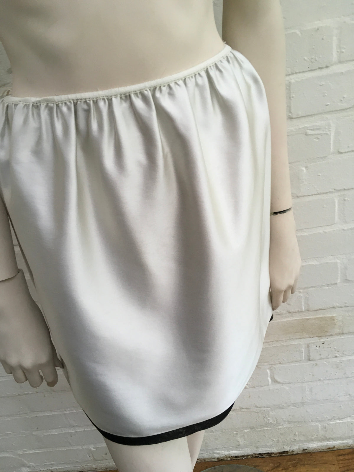 JASMINE DI MILO PRONOVIAS SILK MINI SKIRT Ladies