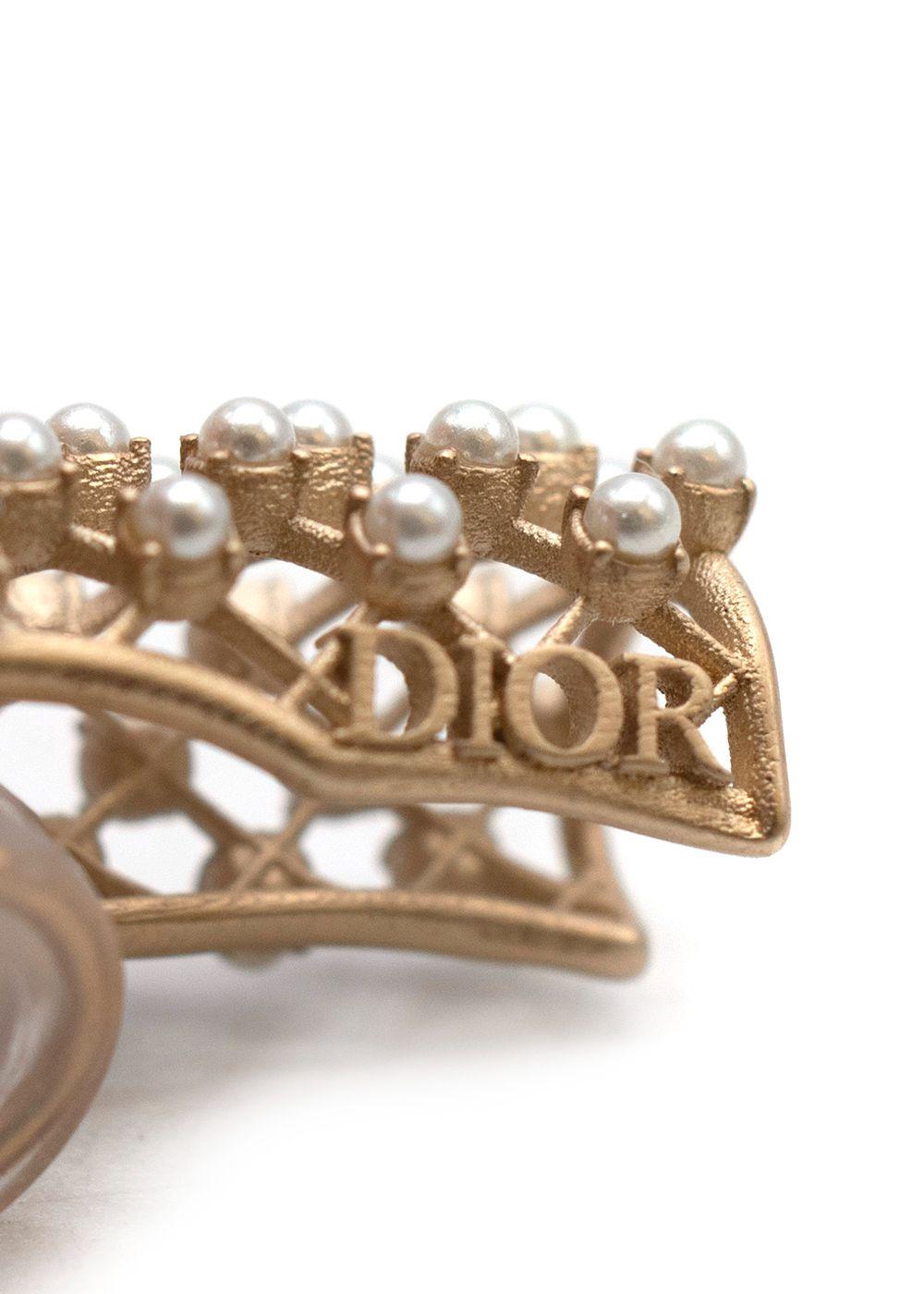 DIOR  gold-tone metal & faux-pearl ear cuff ladies