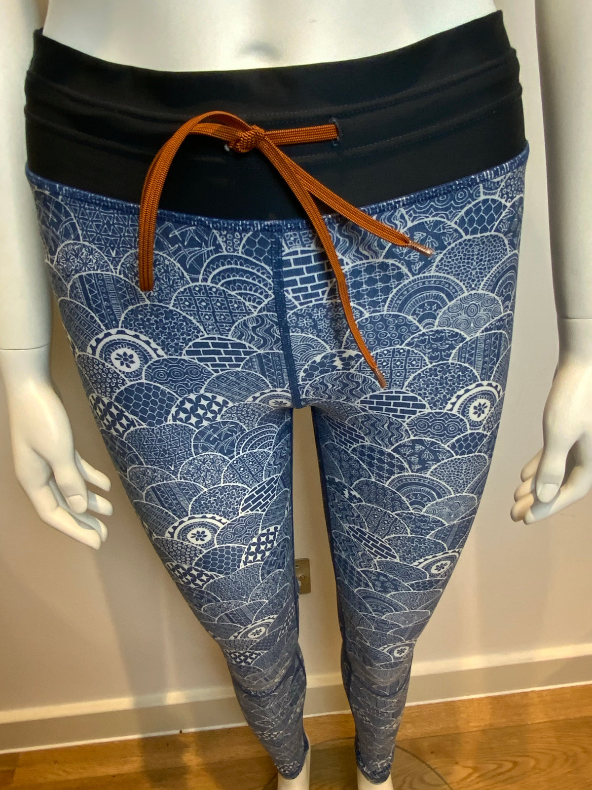 THE UPSIDE Blue Shimoda printed stretch-jersey Leggings +Top Set Size Small US 6 ladies