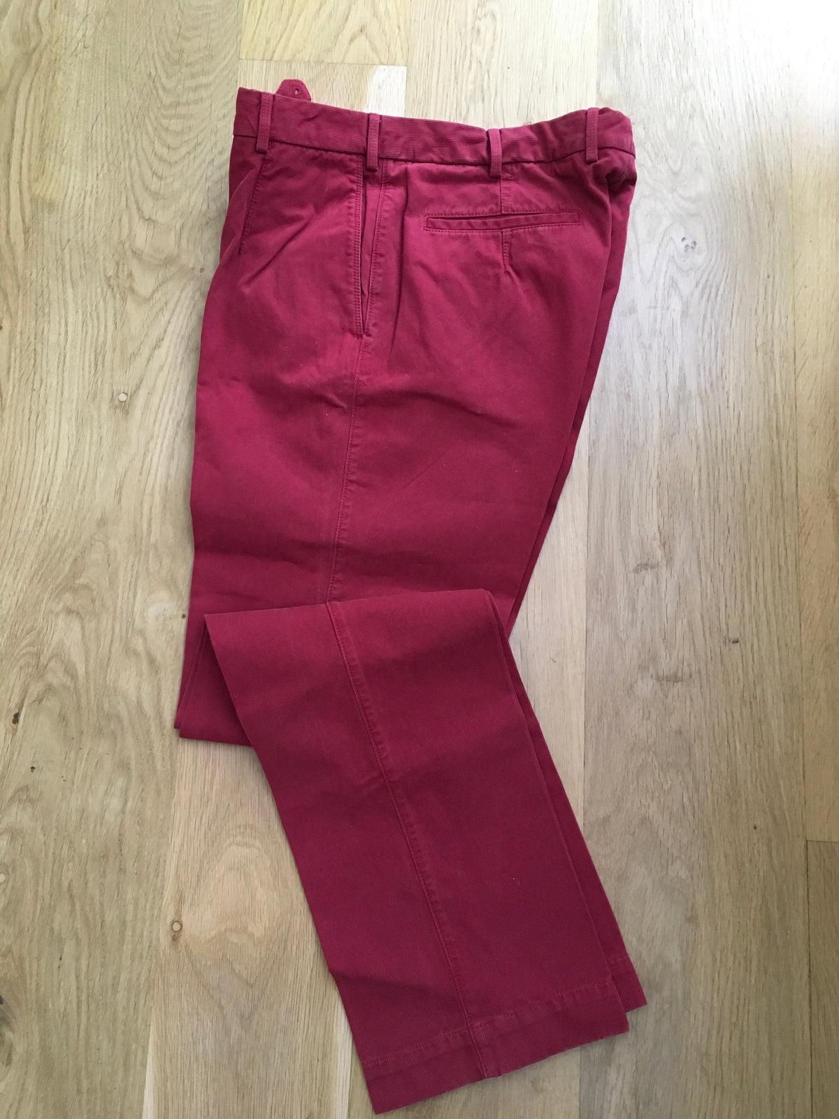 BURBERRY London Men’s Red Corduroy Trousers Pants Size 50 MEN