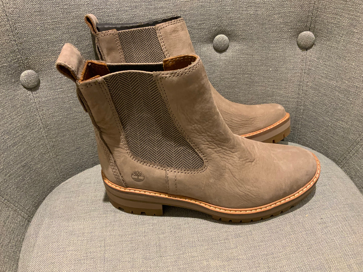 Timberland Courmayeur Valley Chelsea A1RRK 929 Taupe Nubuck Boots Sz 38 UK 5 US7 ladies
