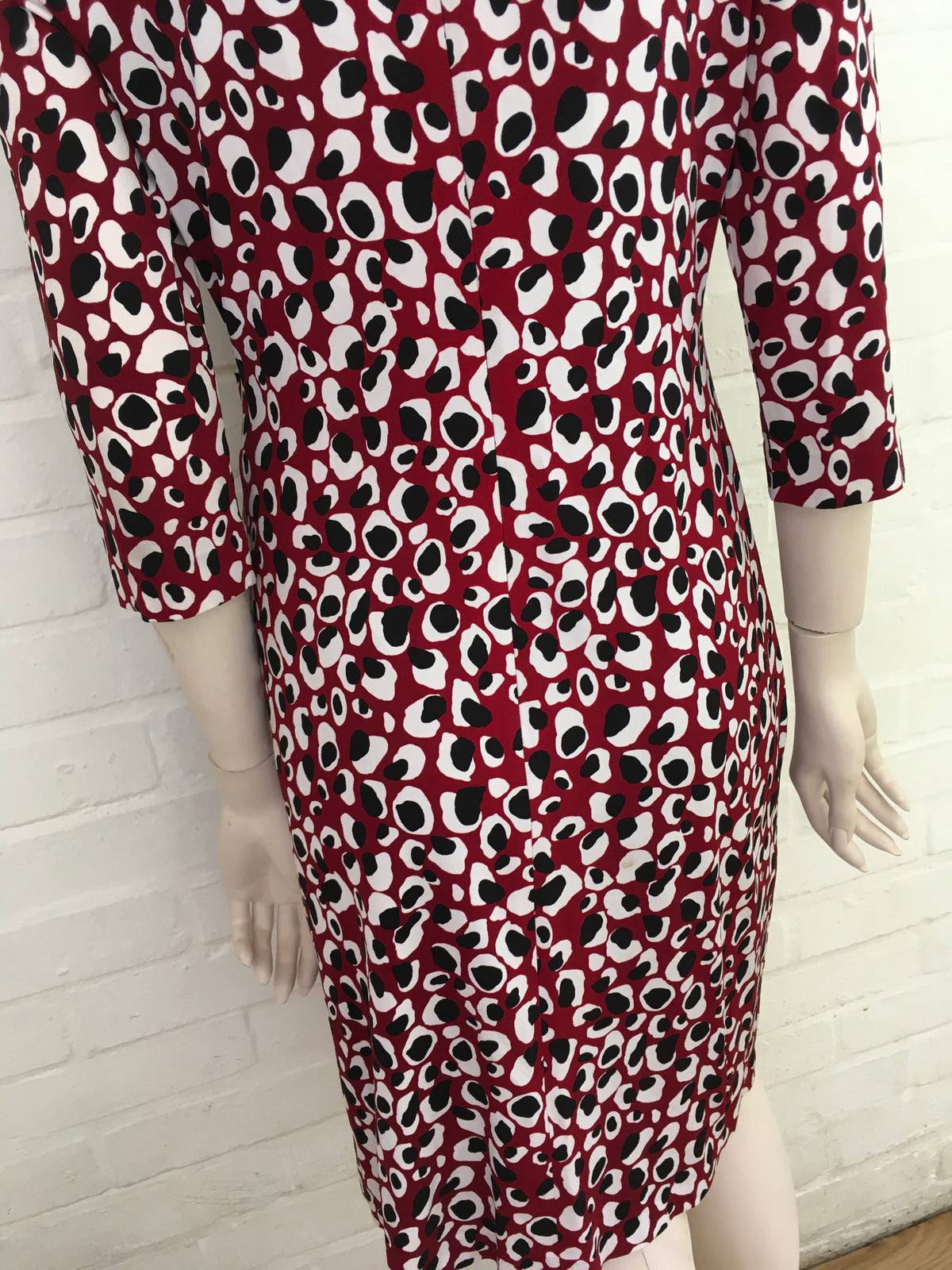 BOSS Hugo Boss Epona V-Neck 3/4 Sleeve Printed Sheath Midi Dress Size M Medium ladies