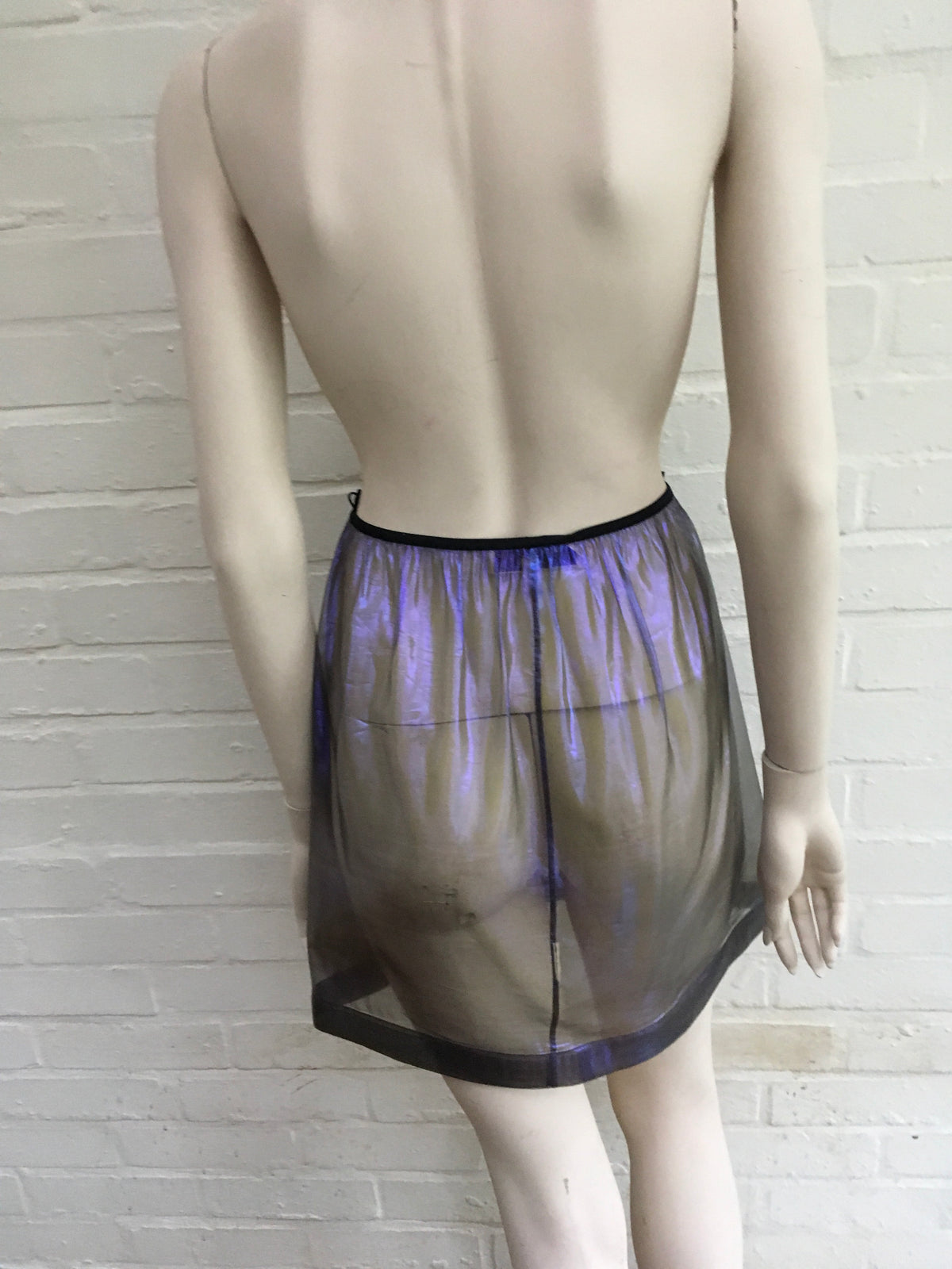 JASMINE DI MILO SEETHROUGHT METALLIC MINI SILK SKIRT  Ladies