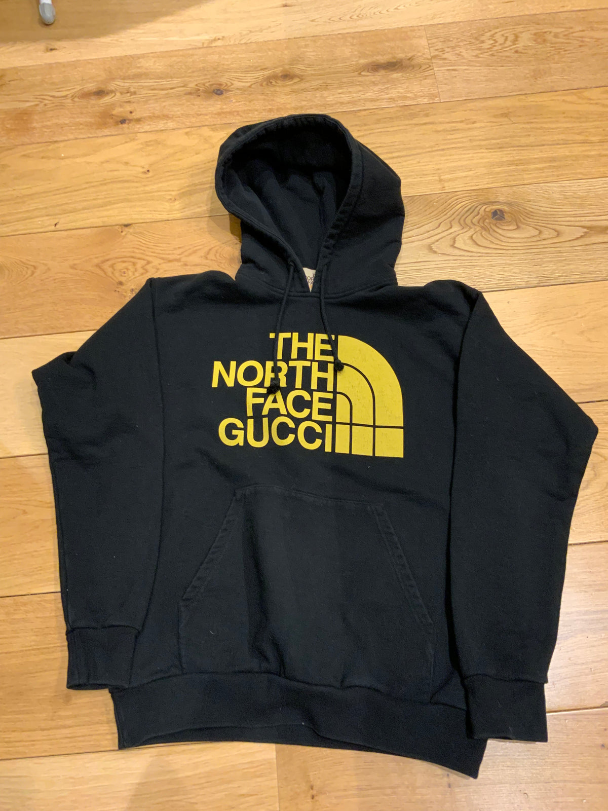 Unisex GUCCI X THE NORTH FACE BLACK YELLOW HOODIE LIMITED EDITIN SIZE XS men