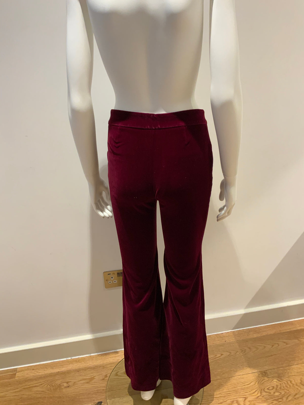 Tara Jarmon Burgundy Velvet Mid-Rise Wide-Leg Pants Trousers Size F 36 UK 8 US 4 ladies