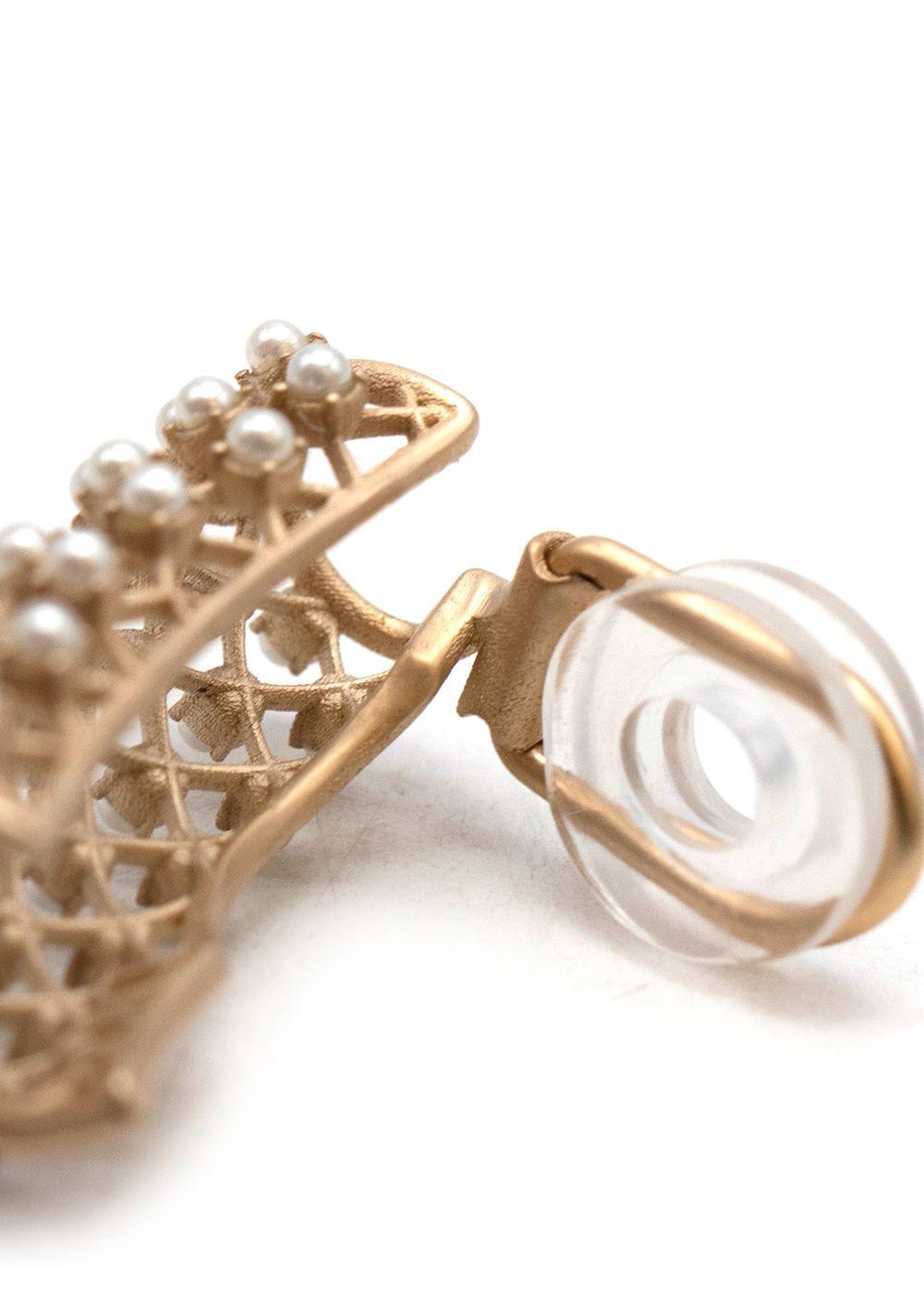 DIOR  gold-tone metal & faux-pearl ear cuff ladies