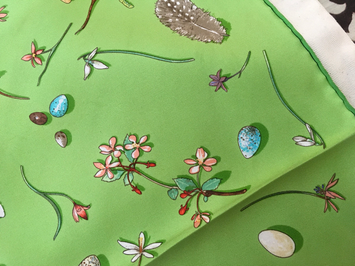 Hermès HERMES Fleurs et Plumes Silk Carre42 Petit Carre Pocket Square Scarf Ladies
