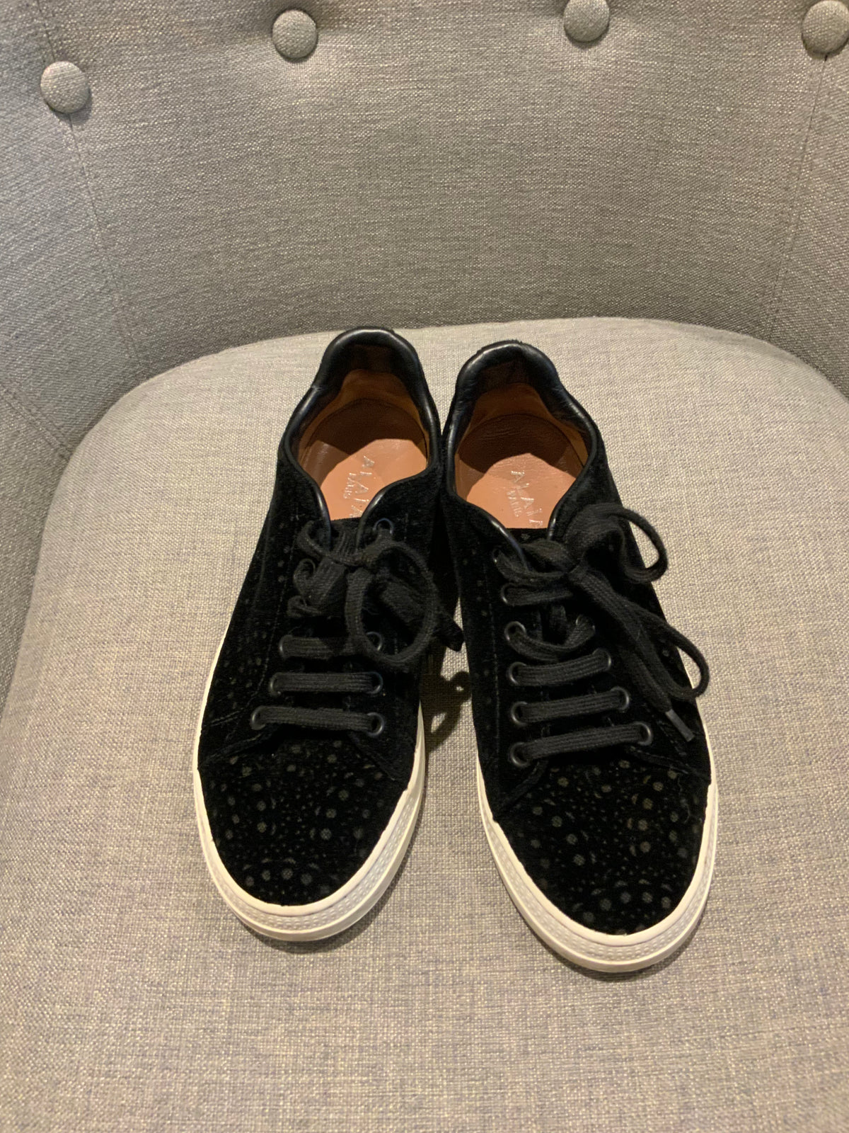 Azzedine Alaia LASER-CUT Velvet Lace Up Sneaker Trainers Size 35 US 5 UK 2 ladies