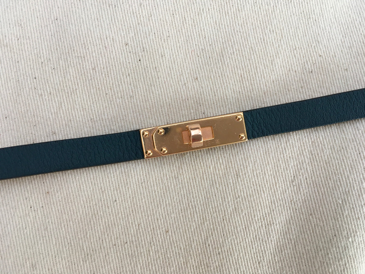 Hermès Micro Kelly bracelet featuring 18K rose gold-plated leather 2016 Ladies