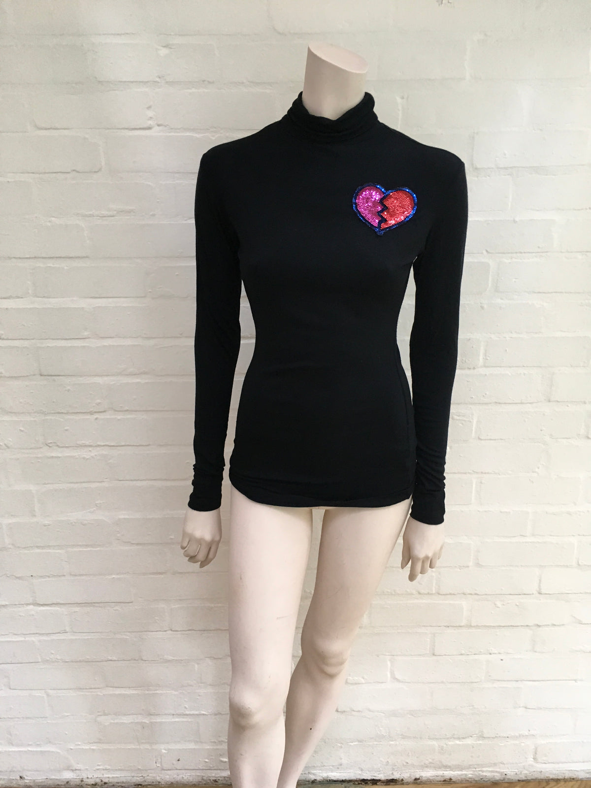 Yazbukey Sequins Broken Heart Long Sleeve Top Beautiful Ladies