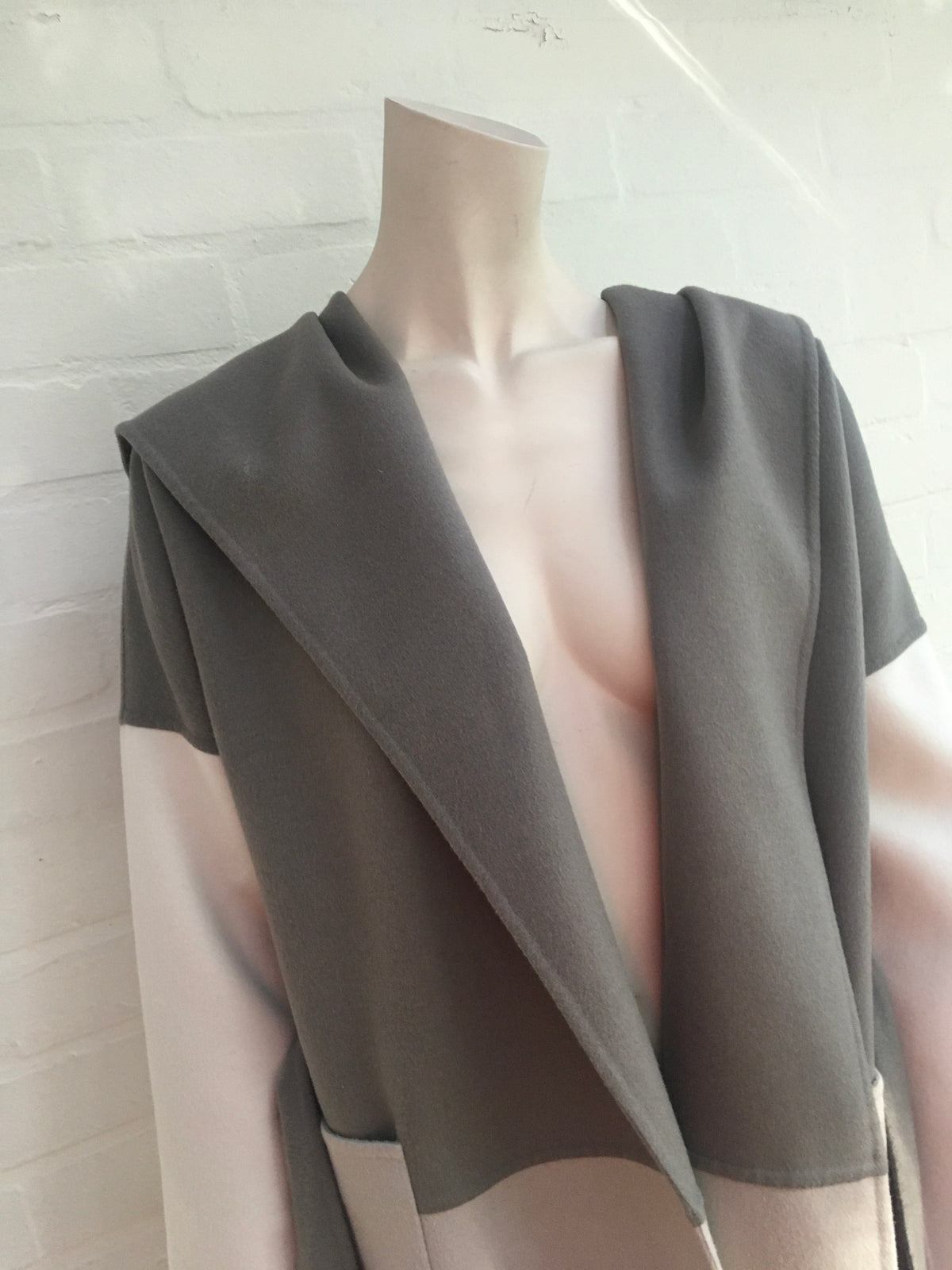 Max Mara Women's Gray Taupe Arpa Hooded Angora Coat Ladies