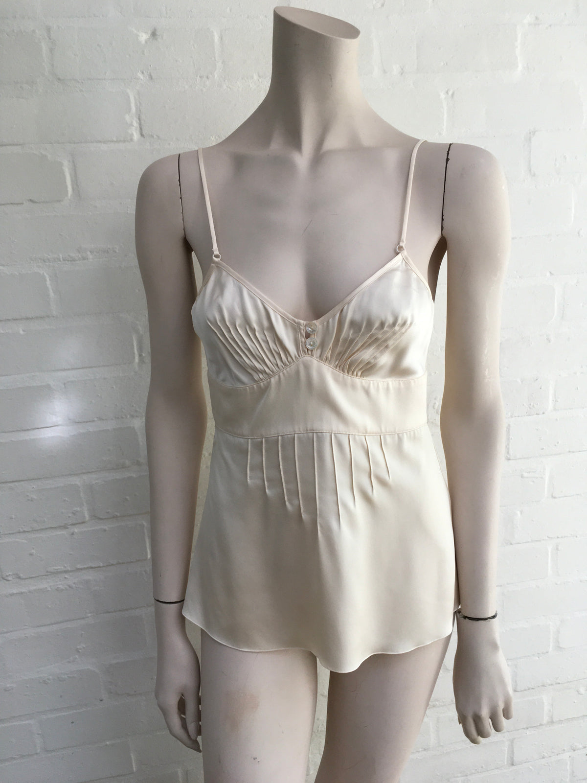 CHANEL Ivory Silk Camisole Cropped Top F 36 UK 9 US 4 ladies