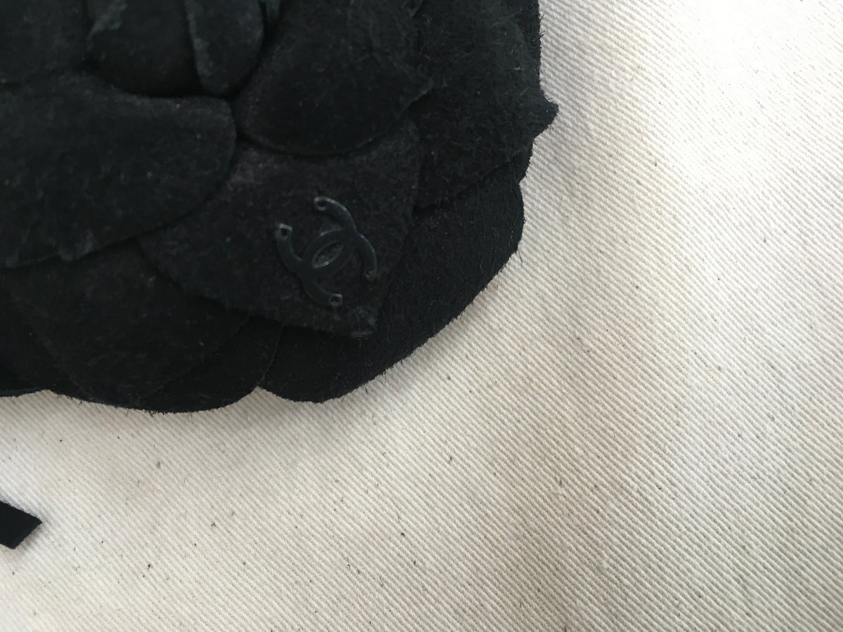 CHANEL CAMELLIA BLACK SUEDE LEATHER FLOWER FRINGE BROOCH PIN 2014 ladies