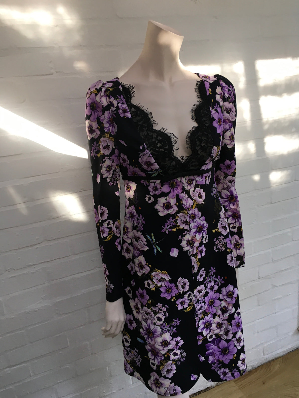 Giambattista Valli RUNAWAY COUTURE FLOWER LACE DRESS Ladies