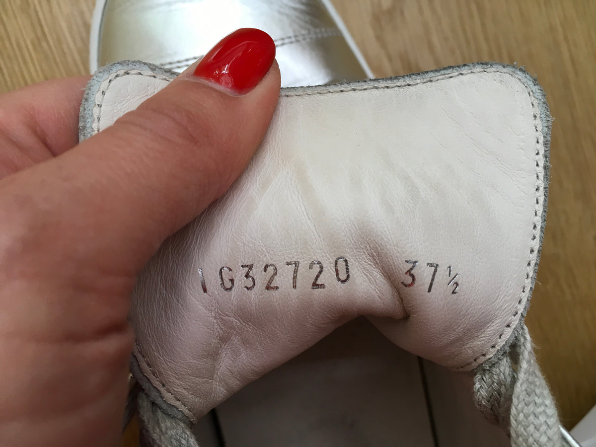 CHANEL SILVER HIGH TOP SNEAKER TRAINERS Ladies