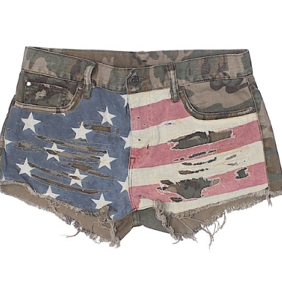 Ralph Lauren Denim & Supply Vintage American Flag Cut Off Camo Shorts Size 28 LADIES