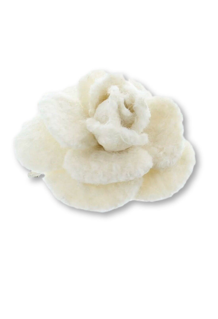 CHANEL CAMELLIA WOOL FLOWER BROOCH Ladies