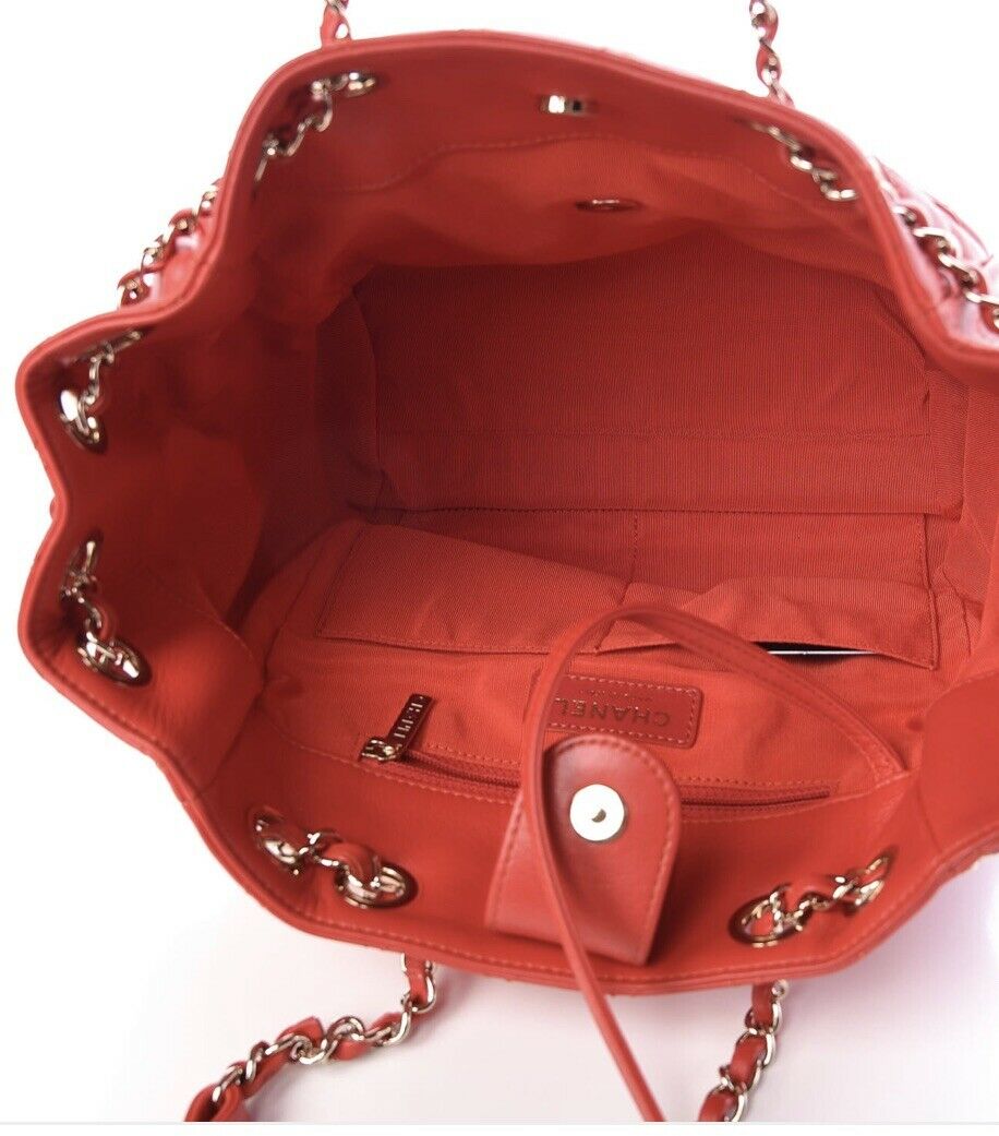 CHANEL Lambskin Quilted Medium Drawstring Classic Bag Handbag ladies