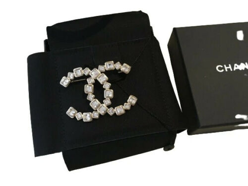 CHANEL CC 2020 Crystal Brooch Gold 14.7 g ladies