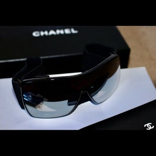 New Vintage Chanel 4043 Gold Half Frame Mono Lense Sunglasses Made in Italy Y2K